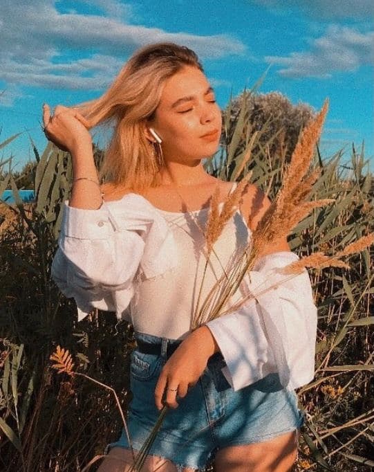 🎥 Эльза привлекальеная девушка из Междуреченска цена от 5000 руб