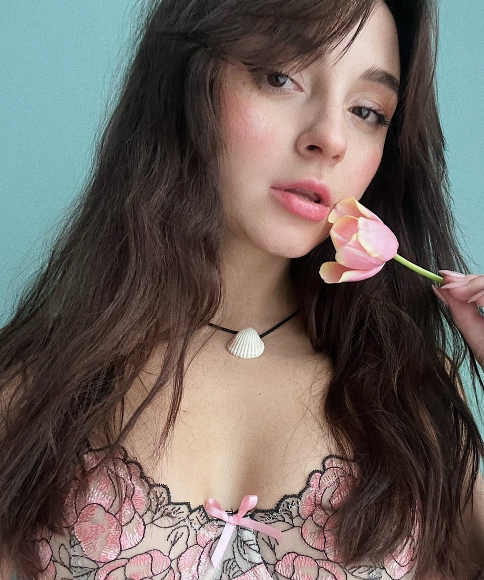 Рита привлекальеная девушка из Междуреченска цена от 6000 руб