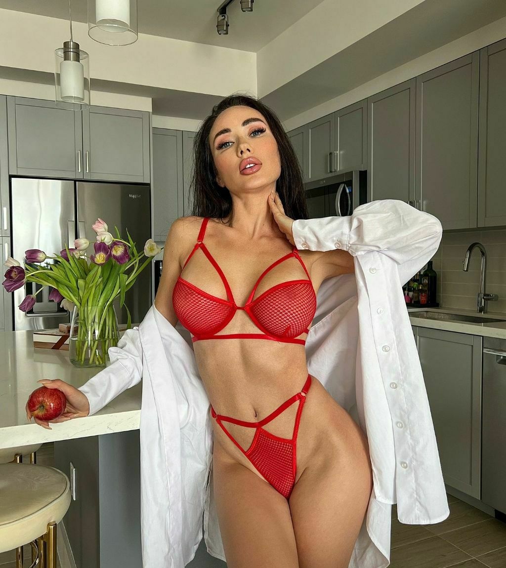 Татьяна привлекальеная девушка из Междуреченска цена от 7000 руб