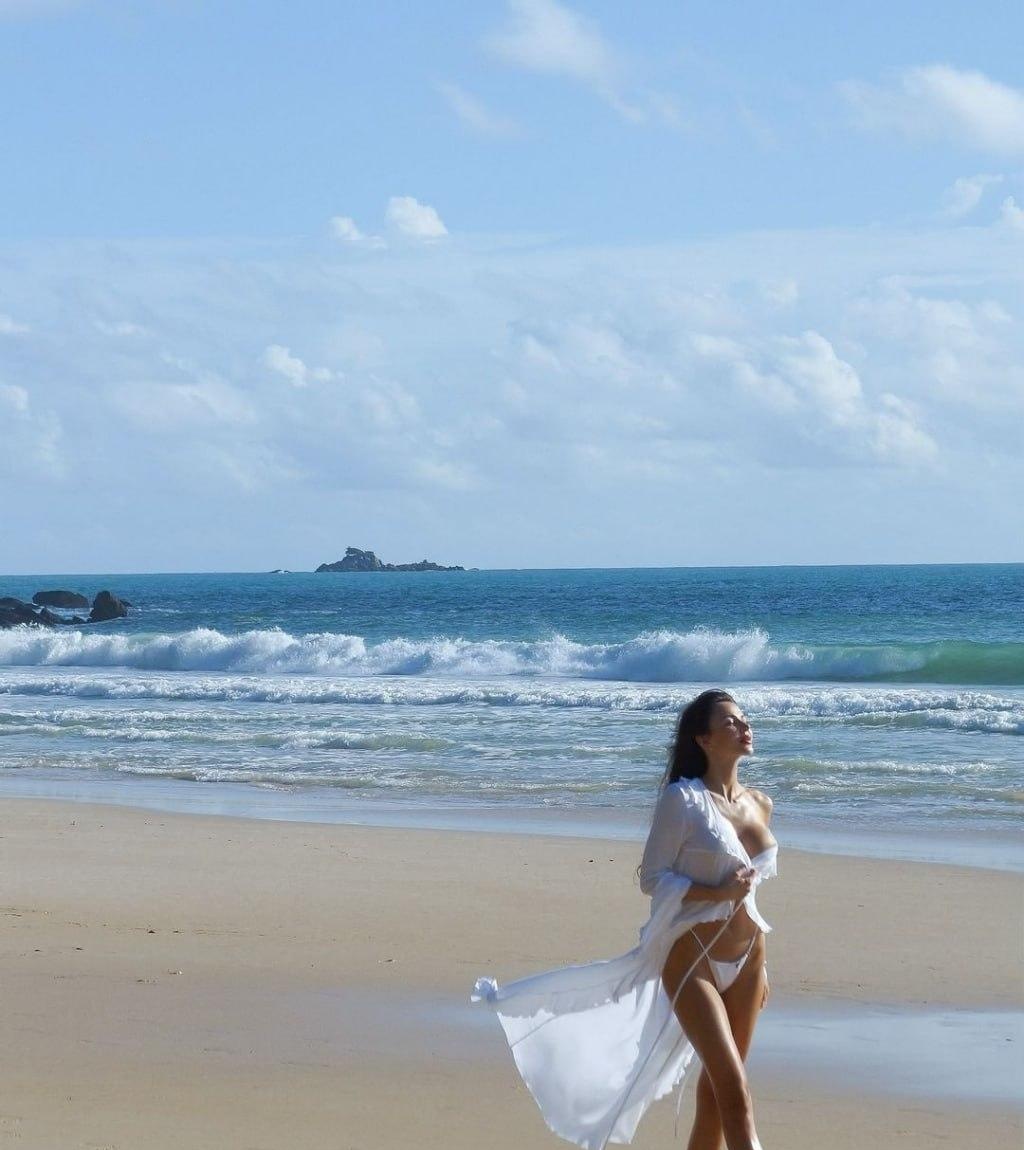 Снежана привлекальеная девушка из Междуреченска цена от 6000 руб