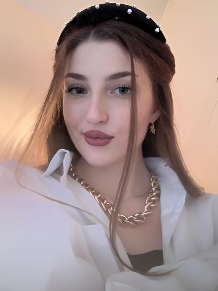 Индивидуалка Азалия, доступна для личного знакомства от 10000 руб