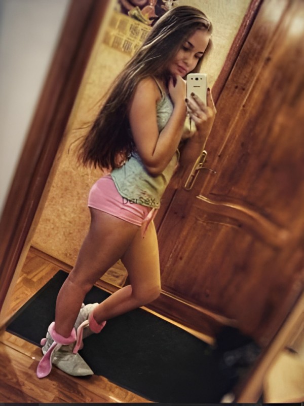 Устина привлекательная девушка из Междуреченска цена от 4000 руб