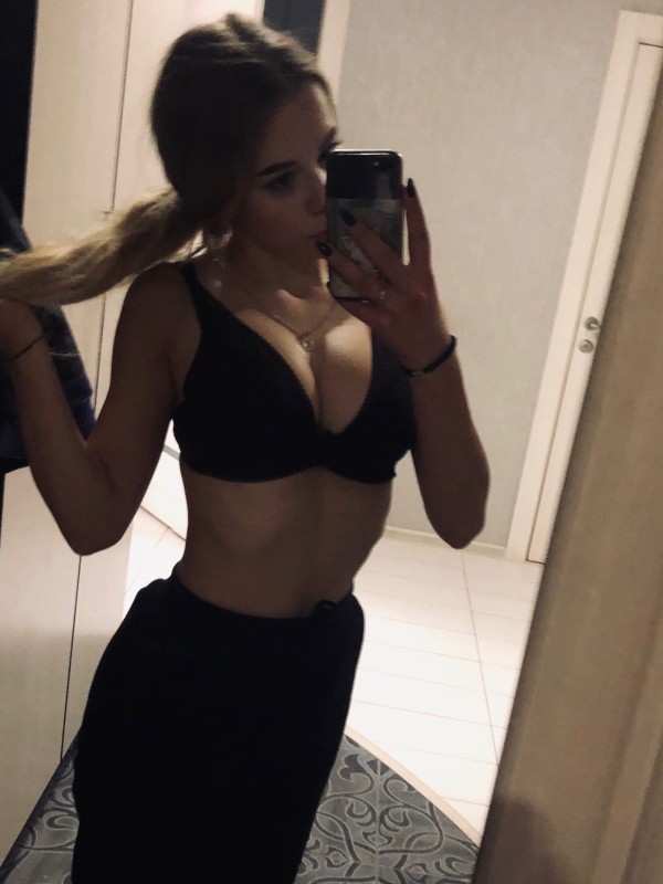 Нинель привлекательная девушка из Междуреченска цена от 3000 руб